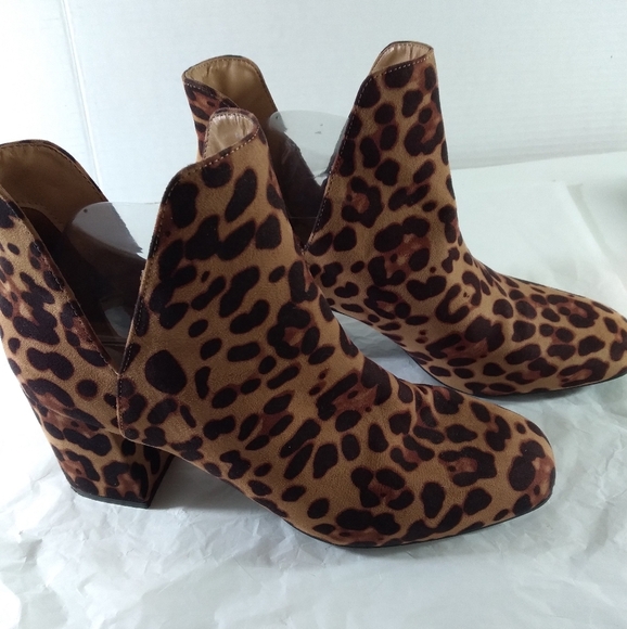 Unbranded leopard print Ankle boots Sz 9 Boho Festival Classic Western Animal Pr - Picture 1 of 14